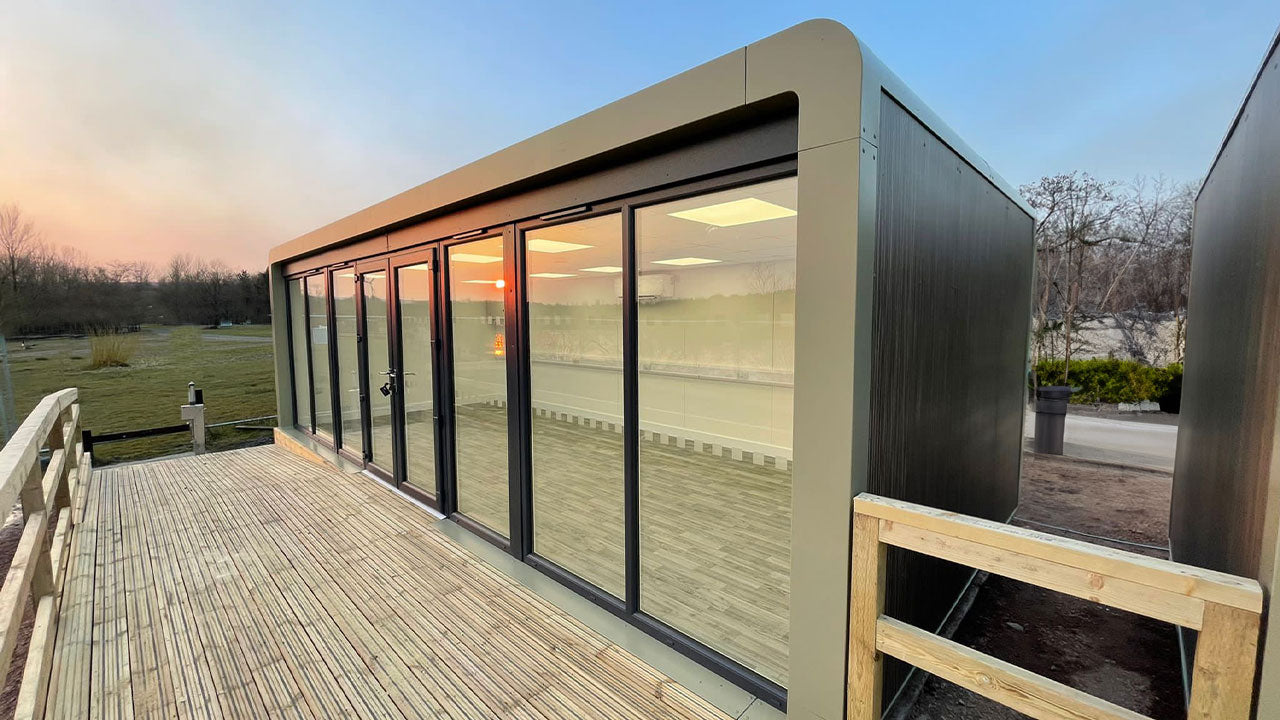 The Premium Grooming Pod